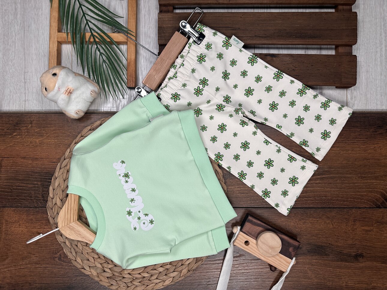 Pamuklu Çiçek Detaylı 2li Kız Bebek Takım