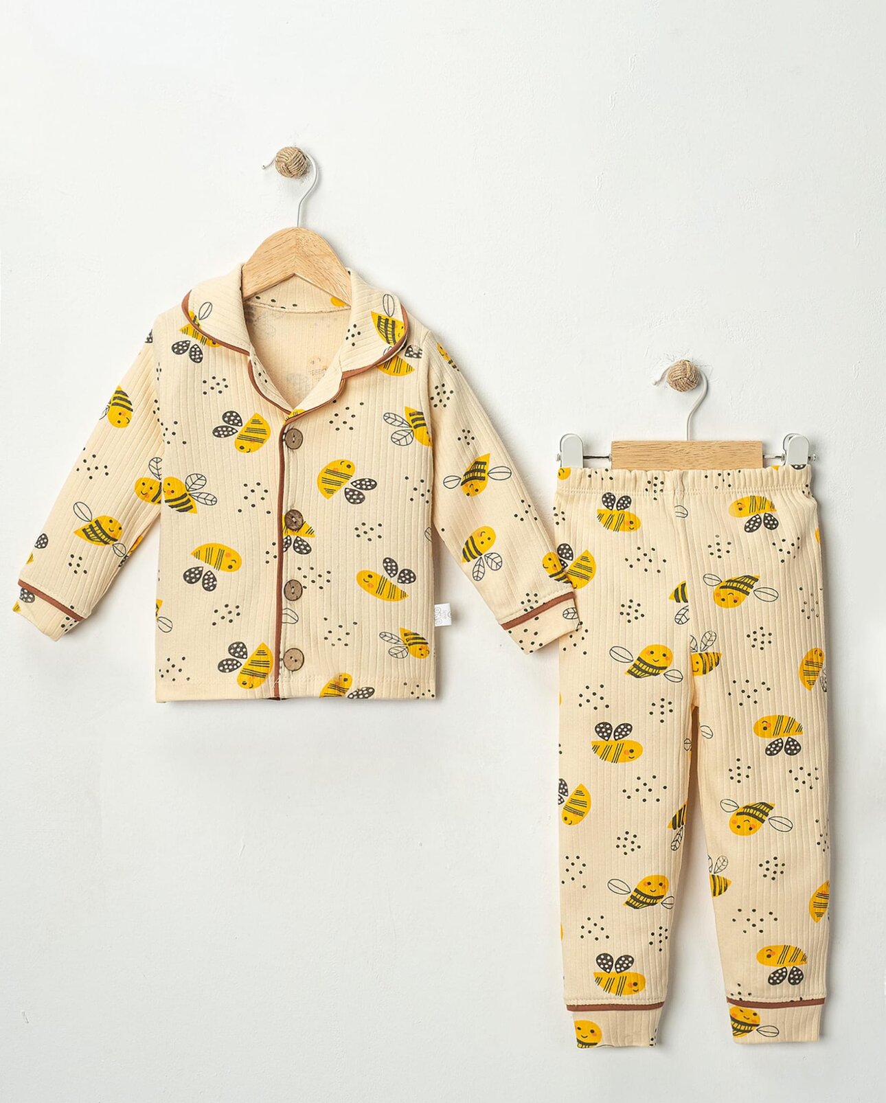 Pamuklu Arı Desenli PijamaTakımı
