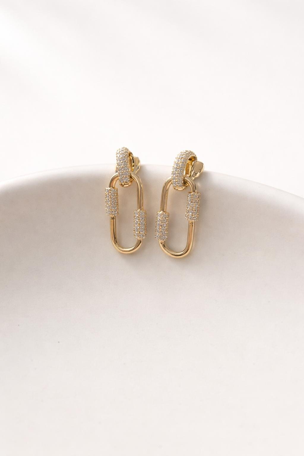 Gold Renk Taş Detaylı Küpe 35