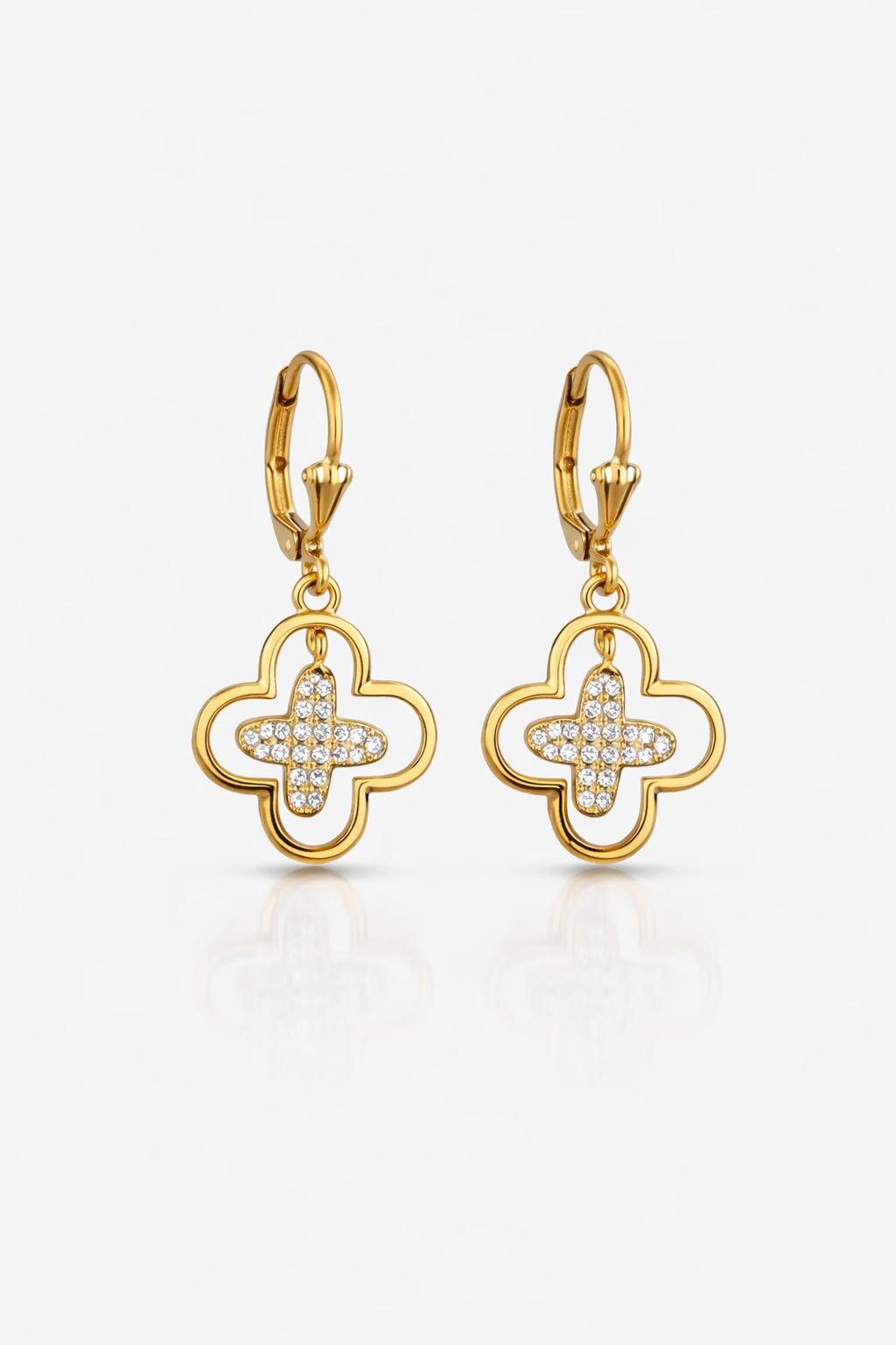 Gold Renk Yonca Detaylı Sallantılı Küpe 47