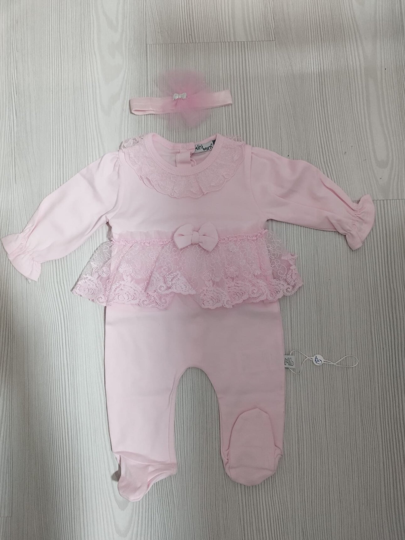 Pamuklu Dantel Detaylı Kız Bebek Tulum