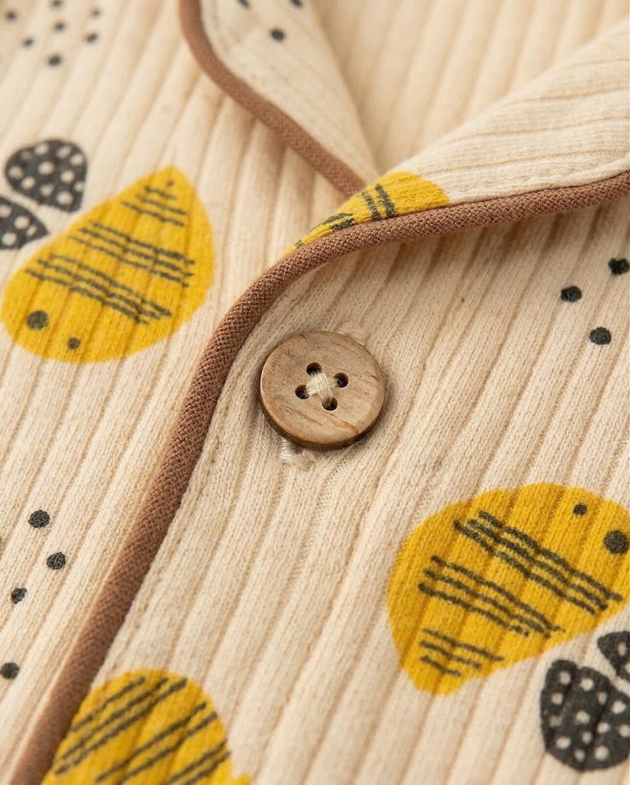 Pamuklu Arı Desenli PijamaTakımı