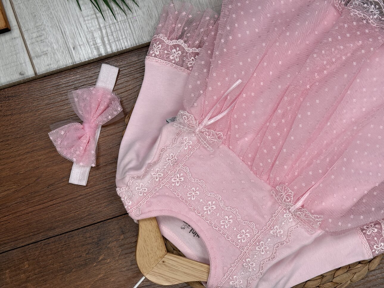 Pamuklu Tül Detaylı Bandanalı Kız Bebek Elbise