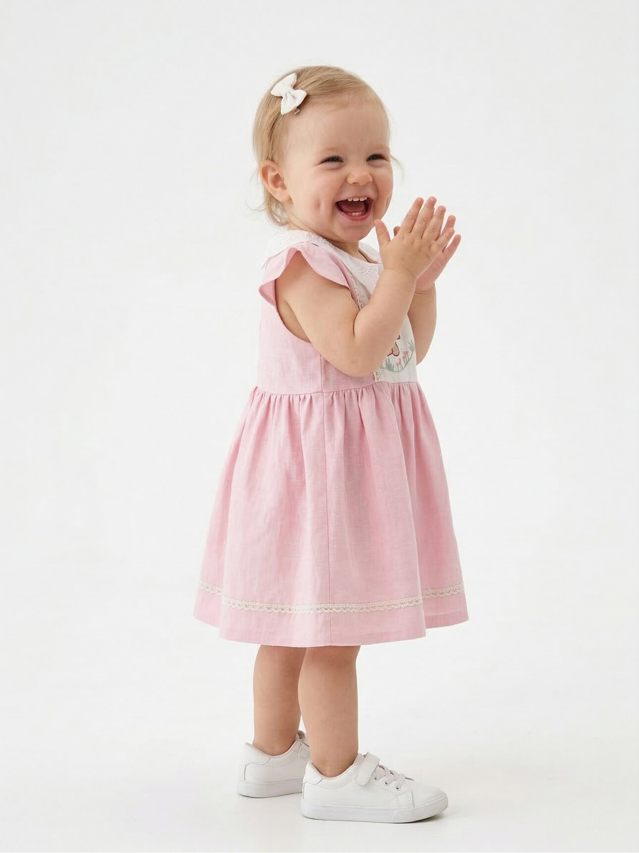 Pamuklu Nakış Detaylı Kız Bebek Elbise