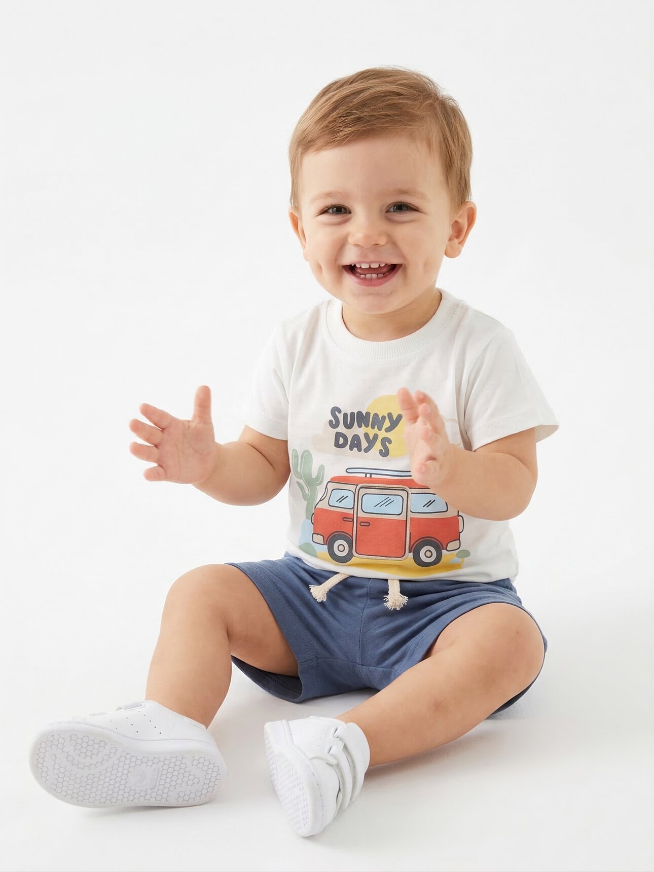 Pamuklu 3 Boyutlu Karavan Detaylı Erkek Bebek 2li Şortlu Takım