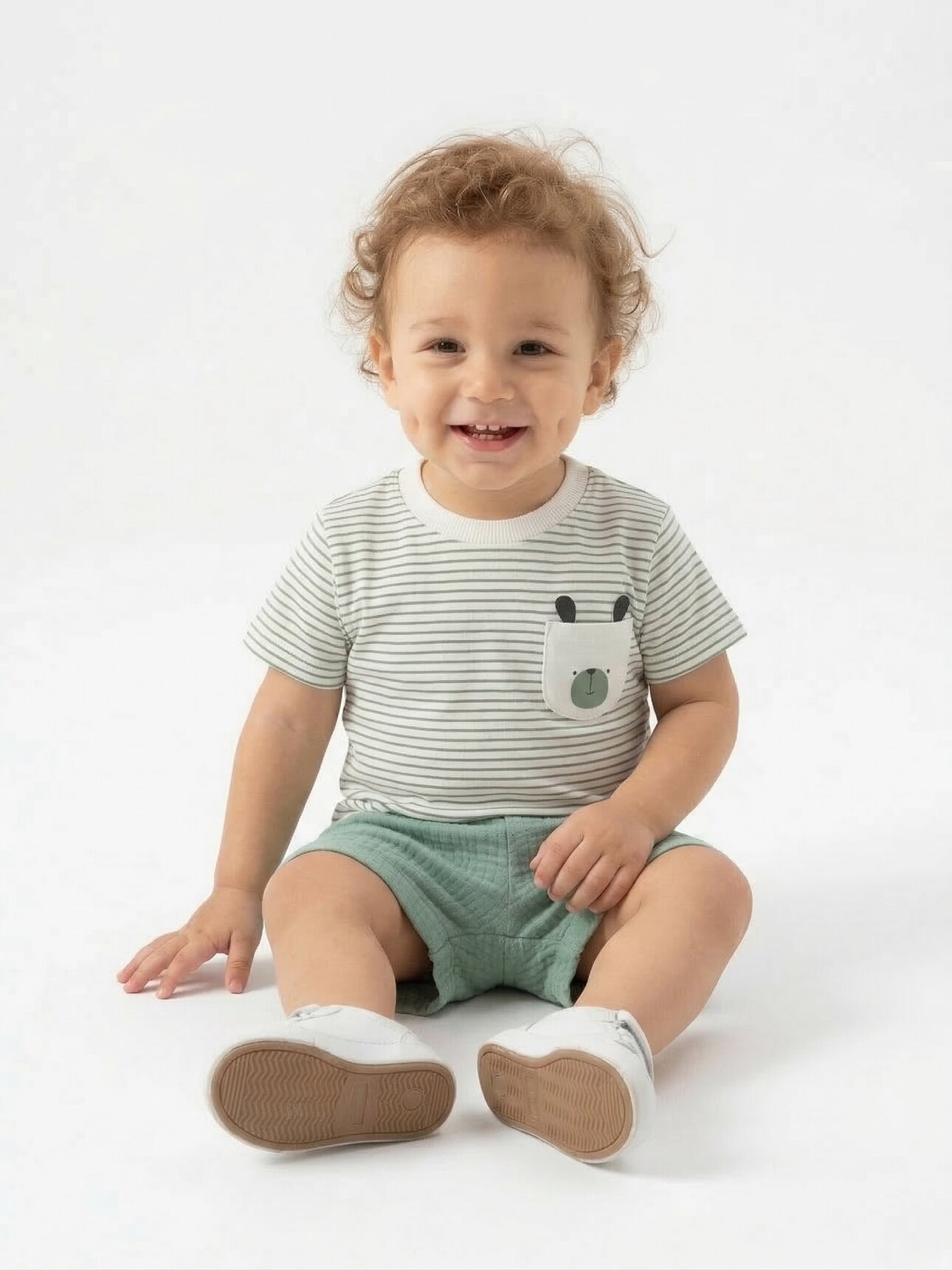 Pamuklu Sevimli Ayıcık Cep Detaylı Organik Müslin Şortlu Erkek Bebek 2li Şortlu Takım