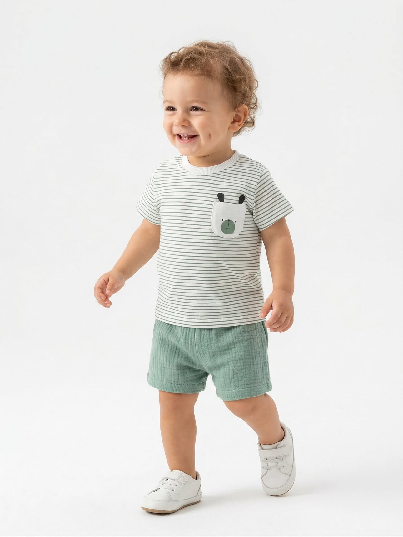 Pamuklu Sevimli Ayıcık Cep Detaylı Organik Müslin Şortlu Erkek Bebek 2li Şortlu Takım
