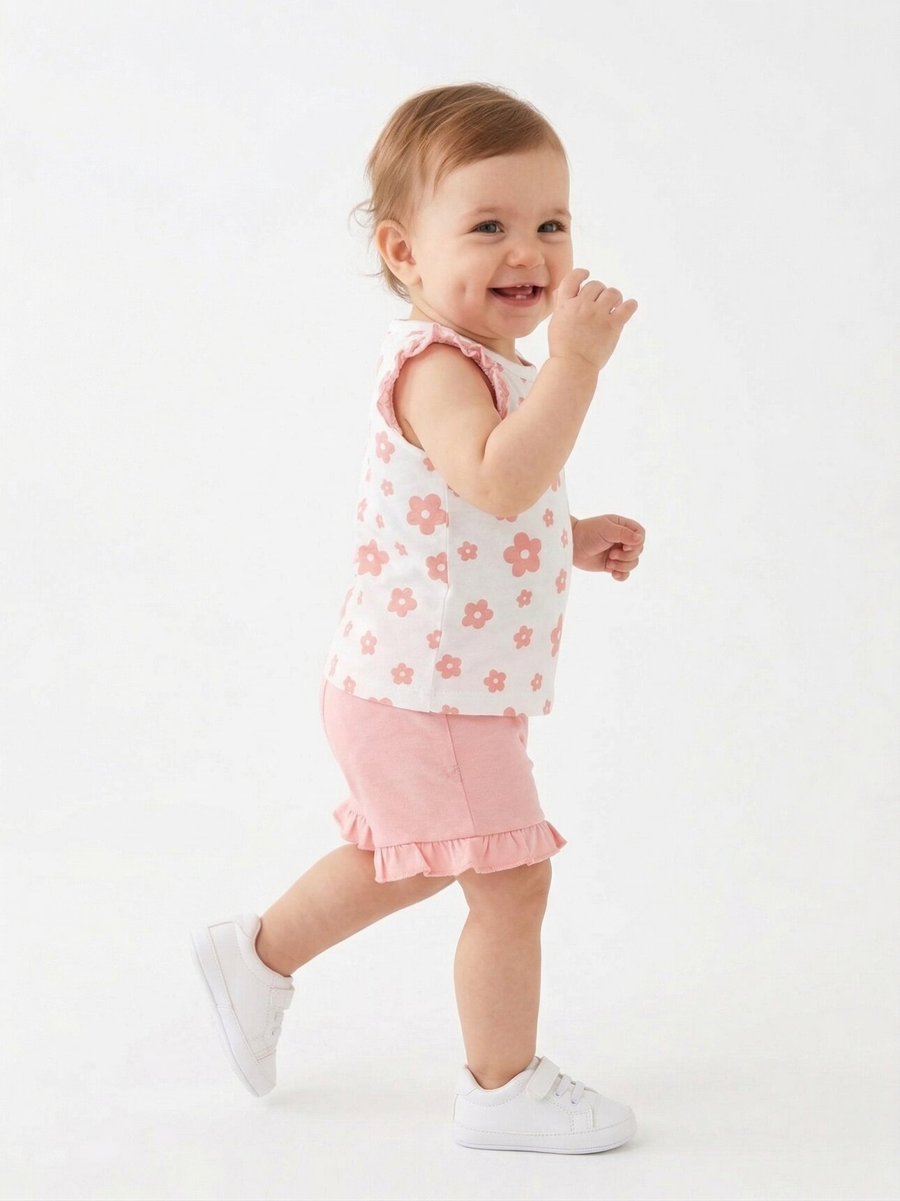 Pamuklu Çiçek Desenli Kız Bebek 2li Şortlu Takım