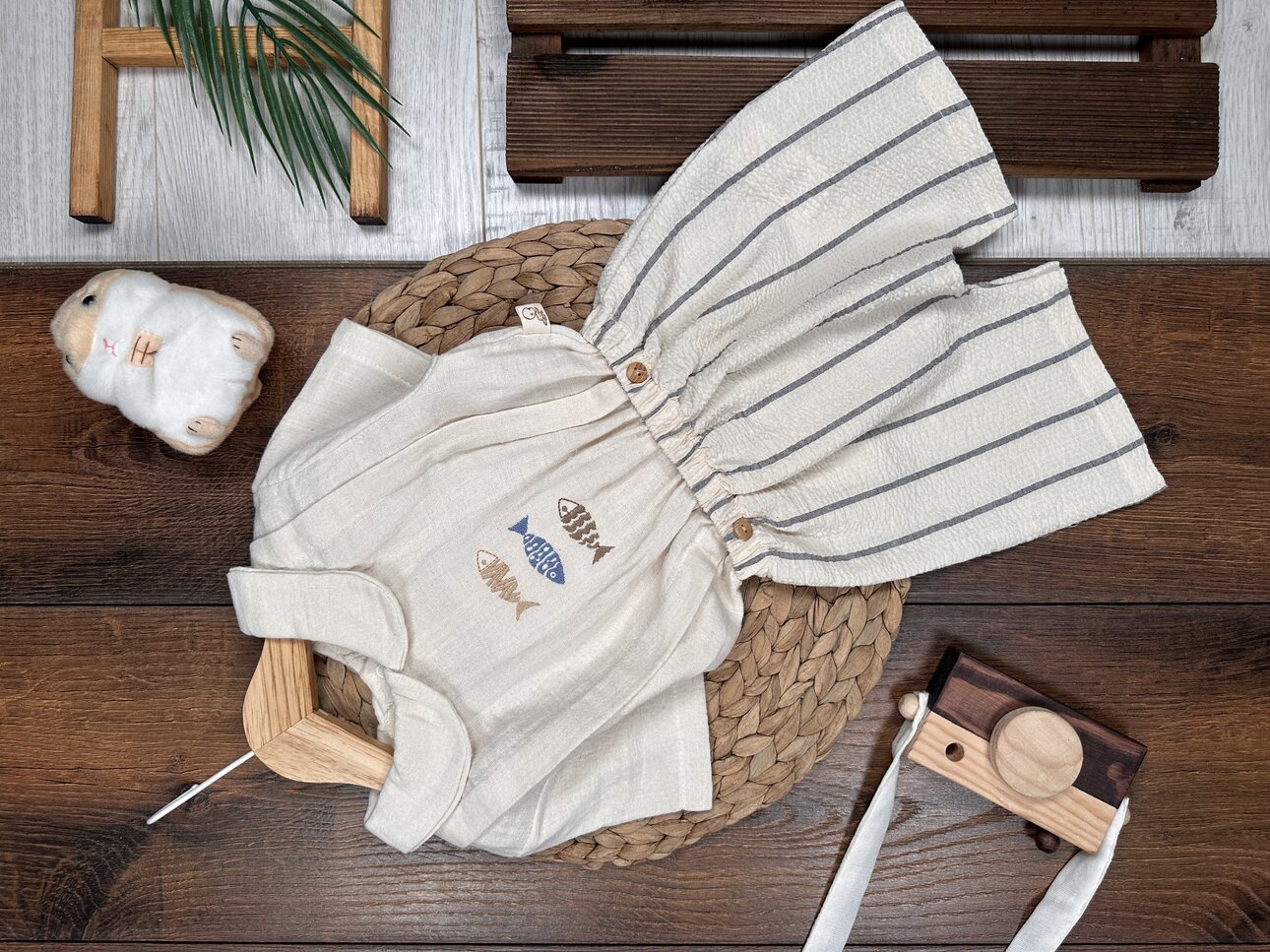 Pamuklu Balık Deteylı Bebe Yaka Erkek Bebek Şortlu Tulum