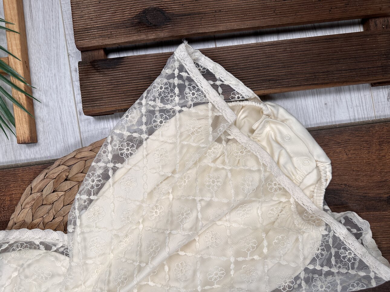 Organik Pamuklu Zıbınlı Transparan Dantel Detaylı Saç Bantlı Elbise Kız Bebek 2li Takım