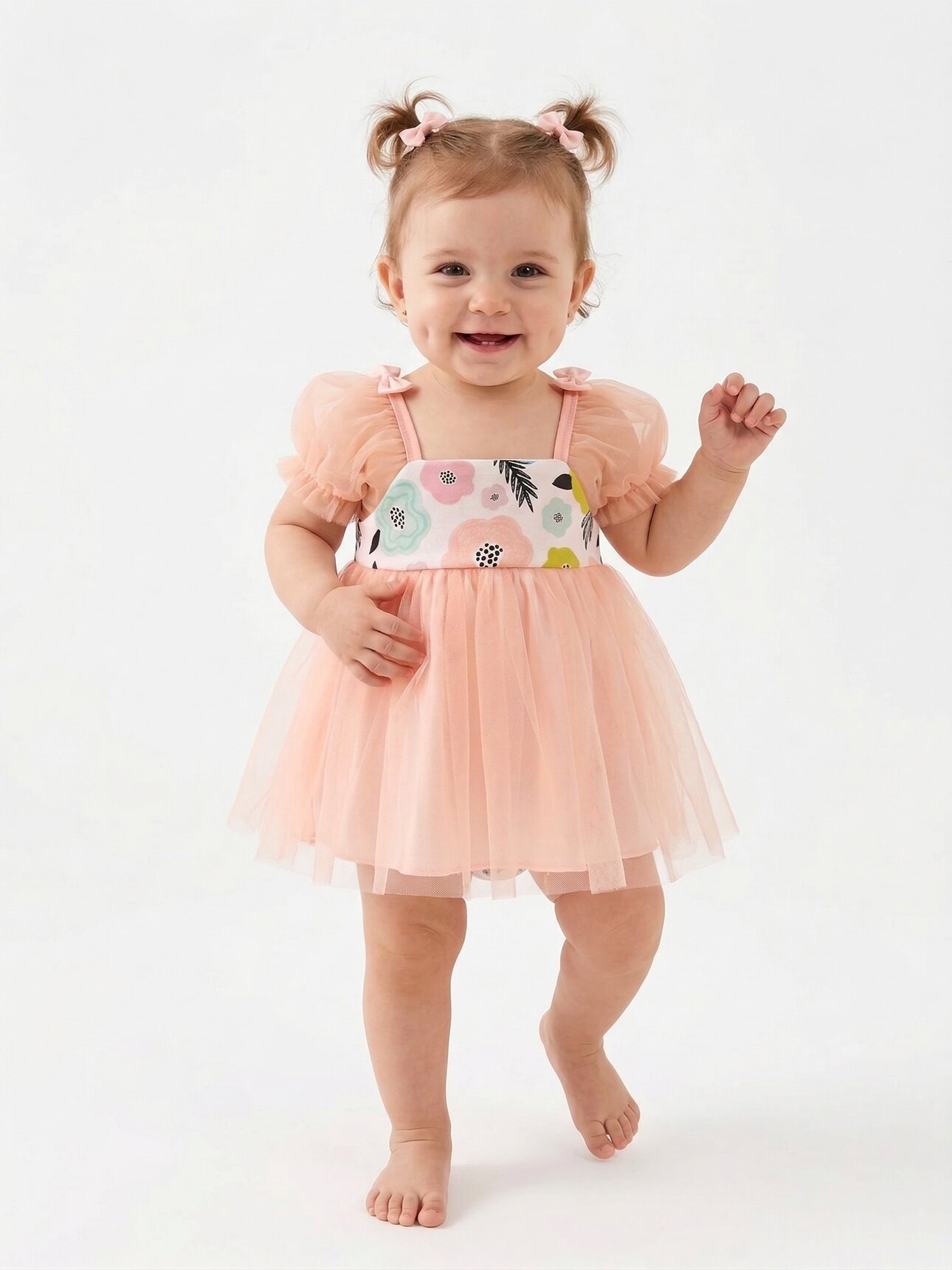Organik Pamuklu Arkası Fiyonk Detaylı Çiçek Desenli Kız Bebek Elbise