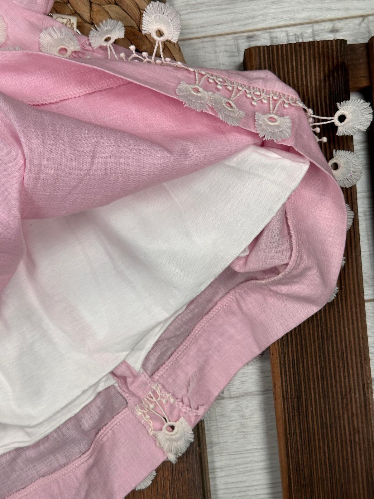 Organik Dantel Nakışlı Kız Bebek Elbise