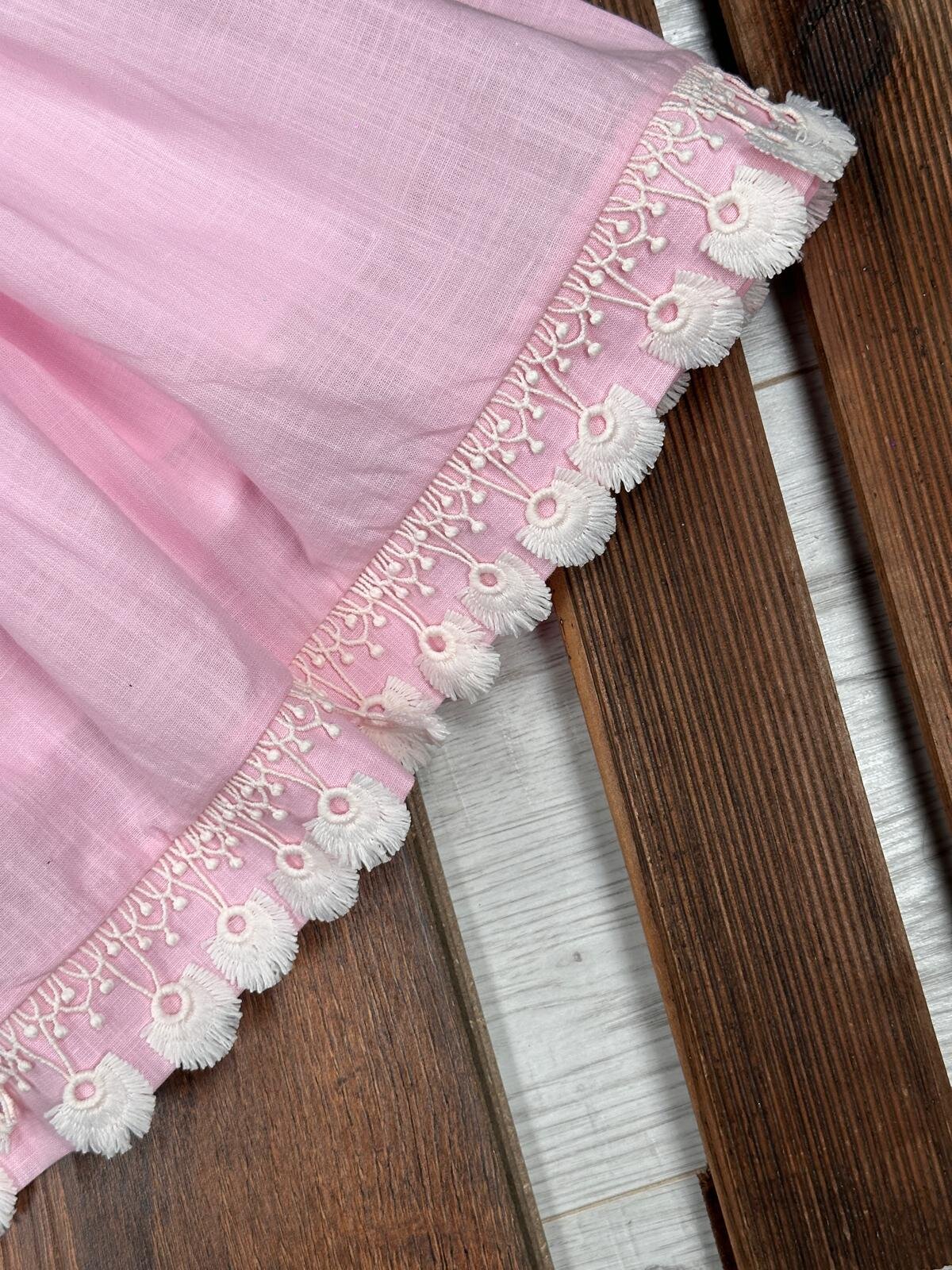 Organik Dantel Nakışlı Kız Bebek Elbise