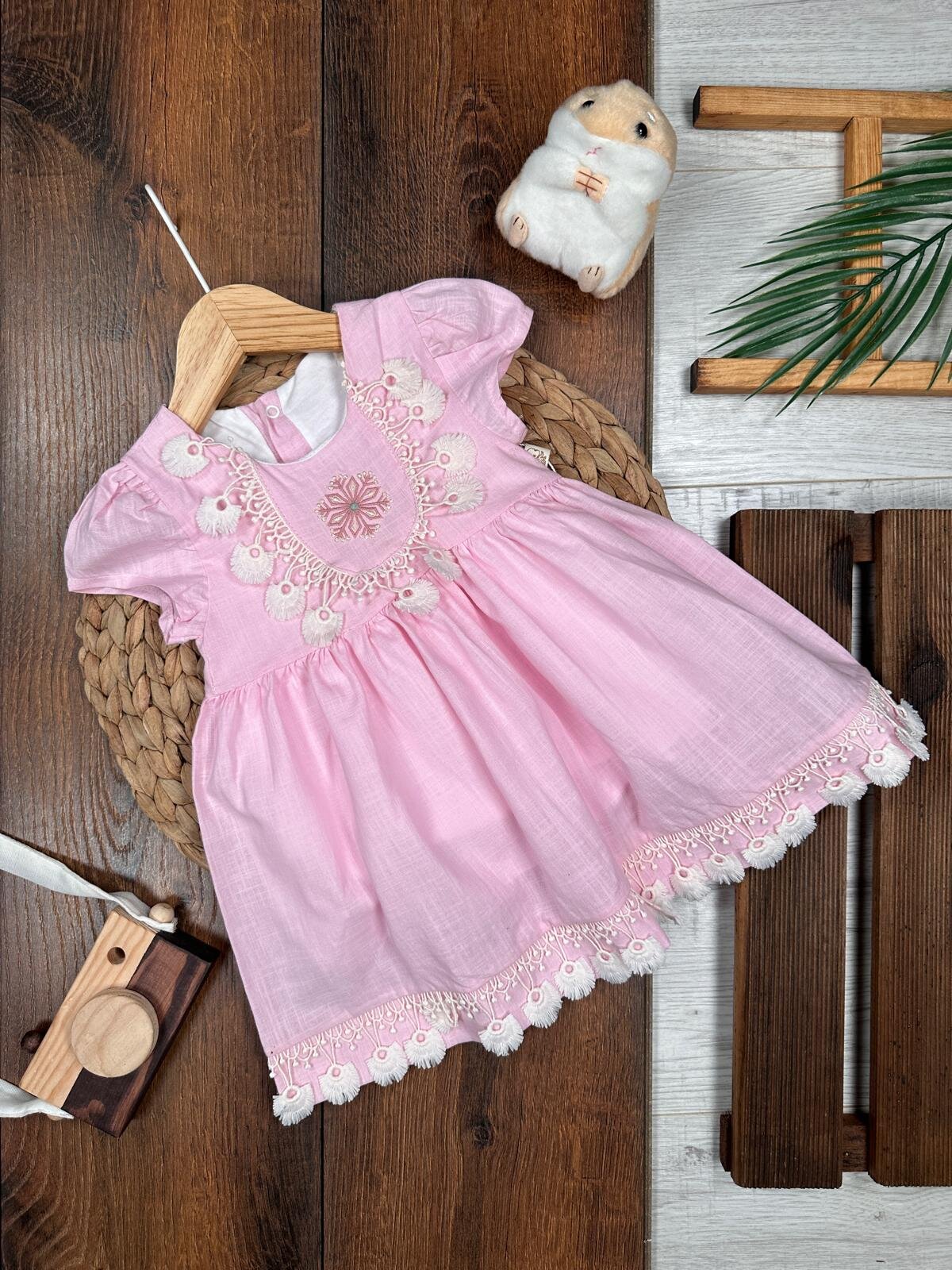 Organik Dantel Nakışlı Kız Bebek Elbise