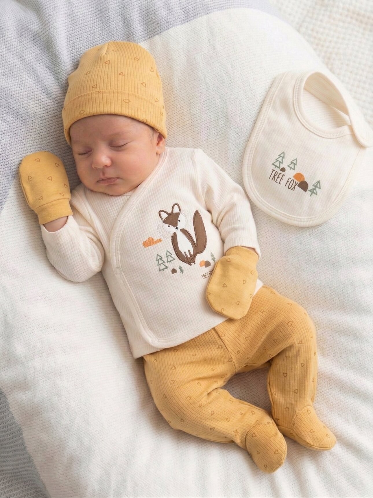 Pamuklu Tilki Desenli Erkek Bebek 5li Set Hastane Çıkışı