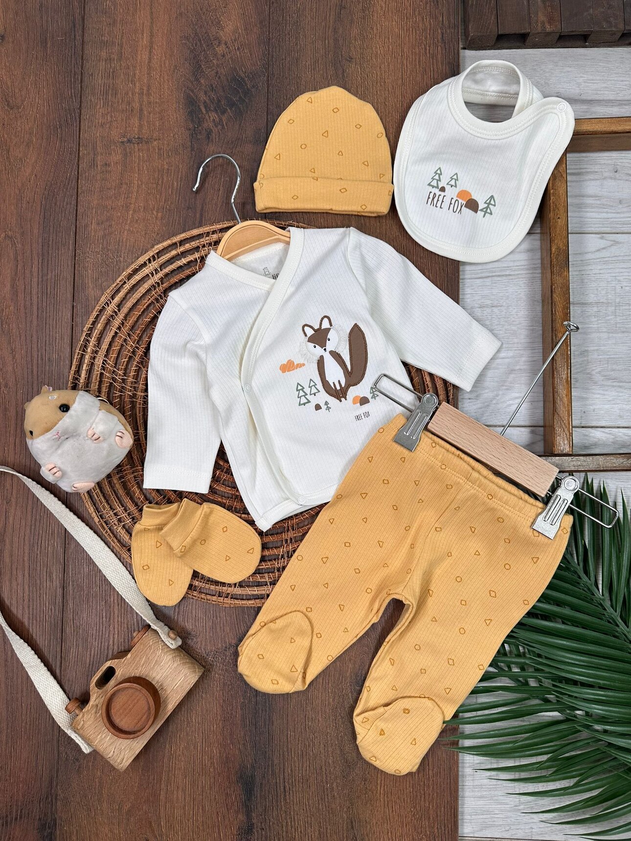 Pamuklu Tilki Desenli Erkek Bebek 5li Set Hastane Çıkışı