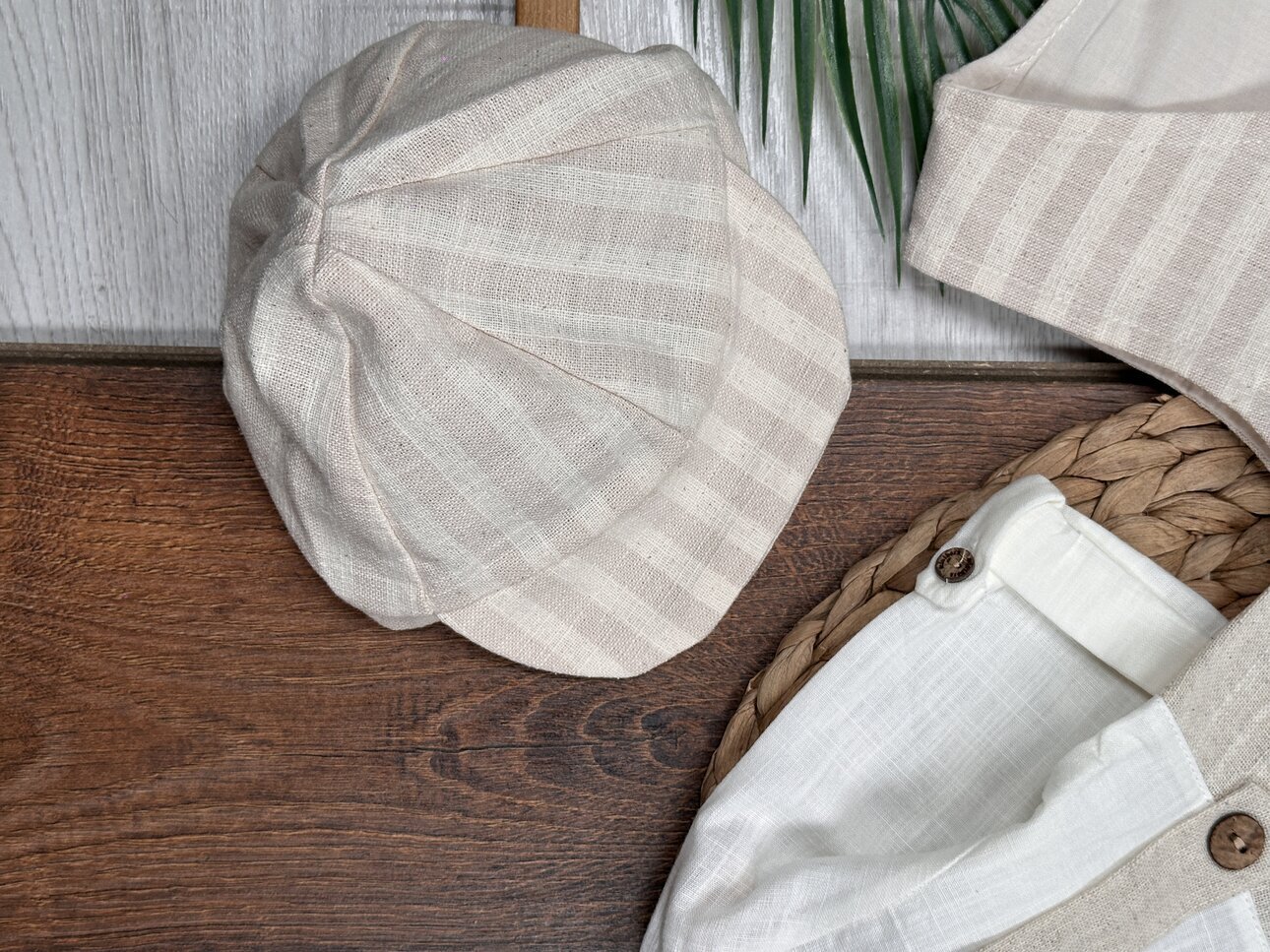 Organik Dokuma Kumaş Şapkalı Pamuk Sevimli Ayıcık Detaylı Erkek Bebek 3lü Takım