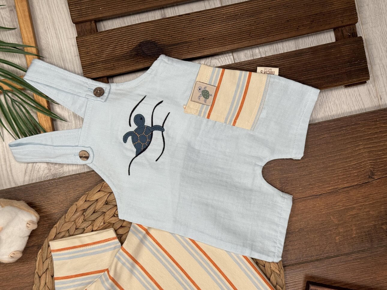 Pamuklu Kaplumbağa Desenli  Müslin 2li Erkek Bebek Tulum Salopet