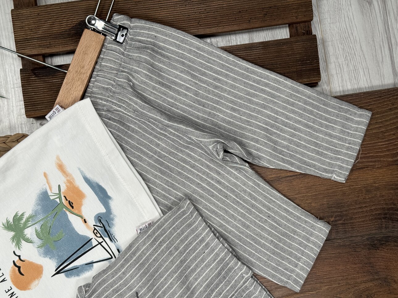 Pamuklu Çizgili Palmiye Detaylı 3lü Erkek Bebek Takım