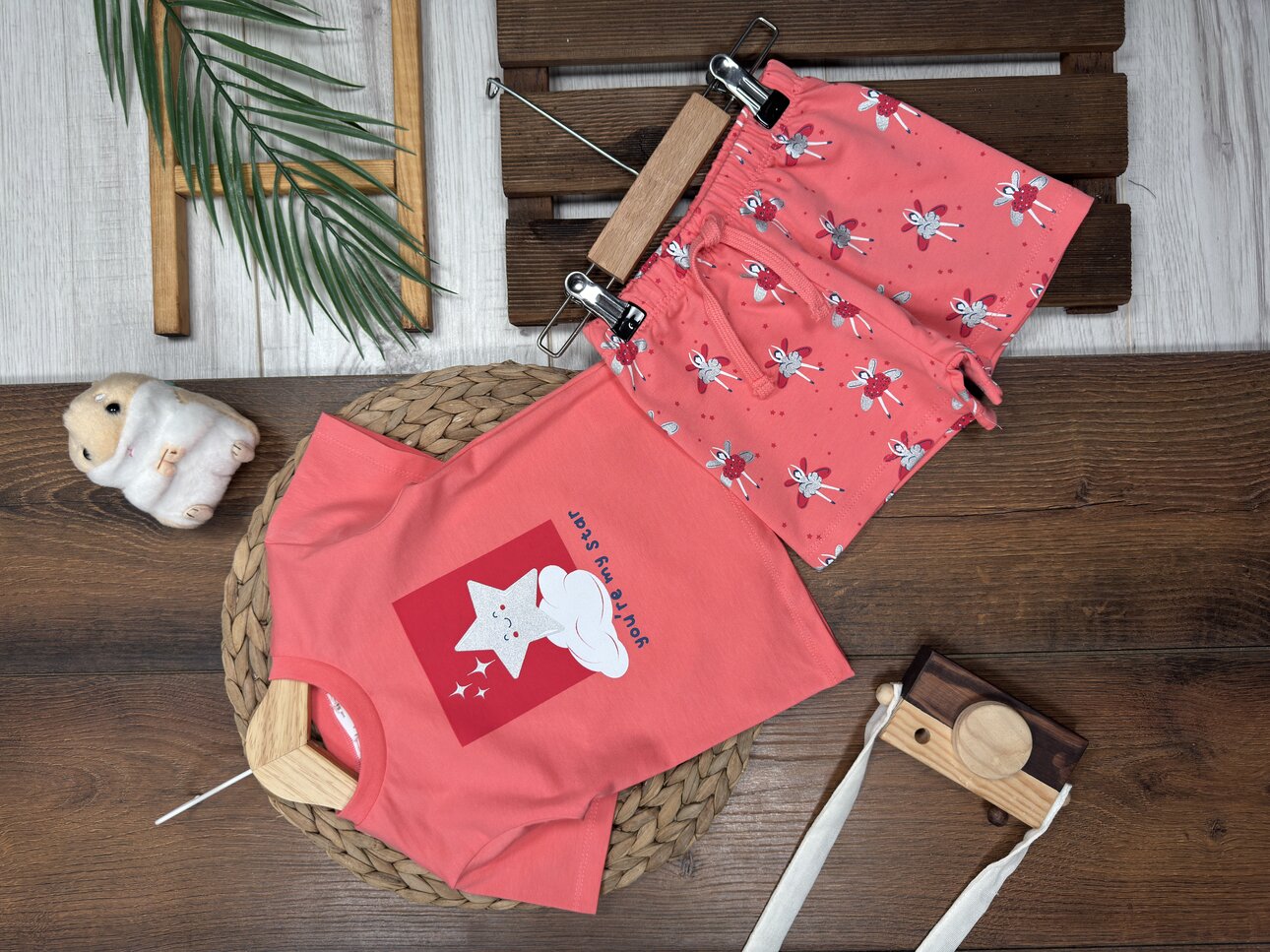 Pamuk Yıldız Desenli Kız Bebek Şortlu 2li Takım