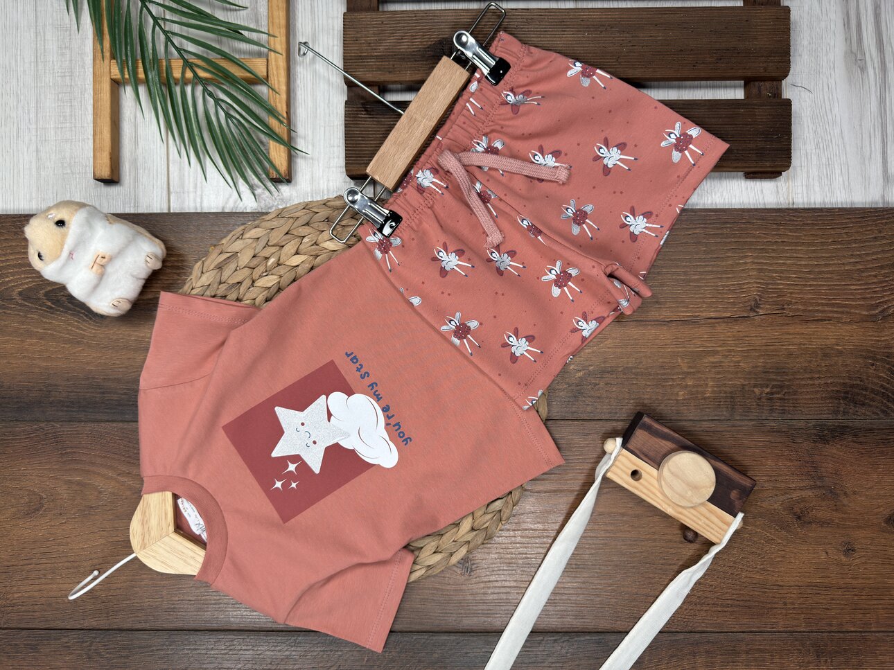 Pamuk Yıldız Desenli Kız Bebek Şortlu 2li Takım