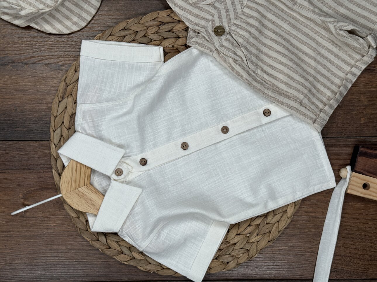 Pamuklu Şeritli Gömlekli Şapkalı Salopet Şortlu Tulum Erkek Bebek 3lü Takım