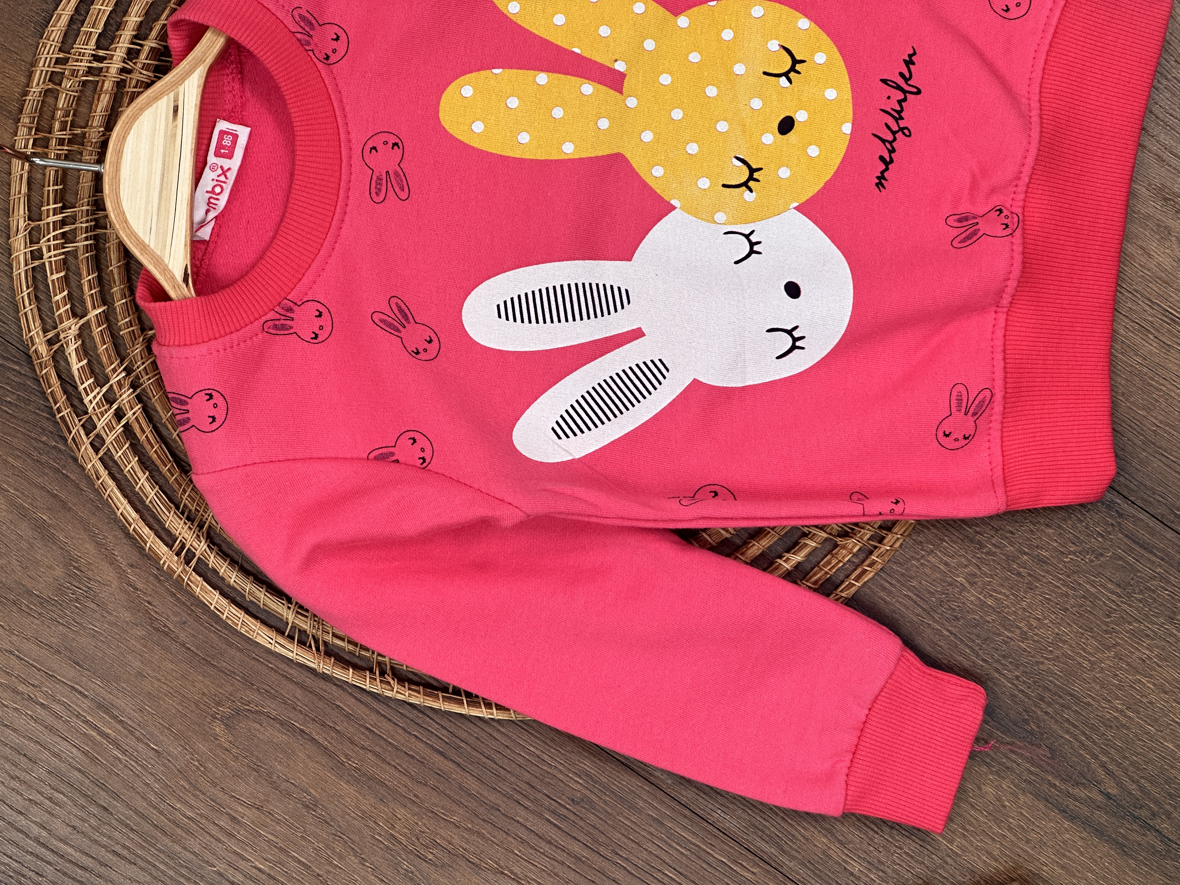 PEMBE RENK PEMBIX YENI SEZON UZUN KOLLU, LASTİKLİ PAÇA, PAMUKLU, TAVŞAN DESENLİ, YAZLIK KIZ ÇOCUK & BEBEK SWEATSHIRT